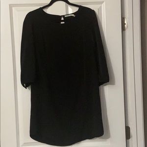 Very pretty little black dress